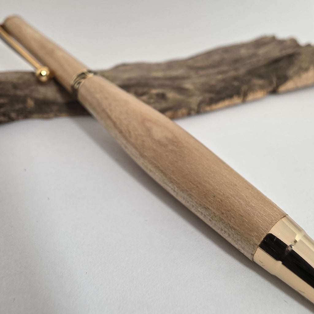 Stylo bille artisanal en bois de Bouleau