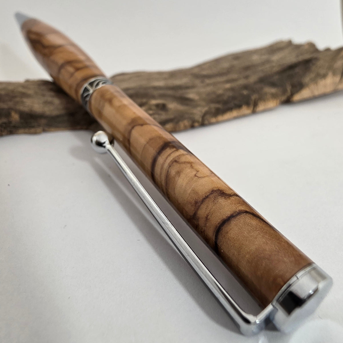 Stylo bille en Olivier de Provence – Grand Gel 1956 - N°8