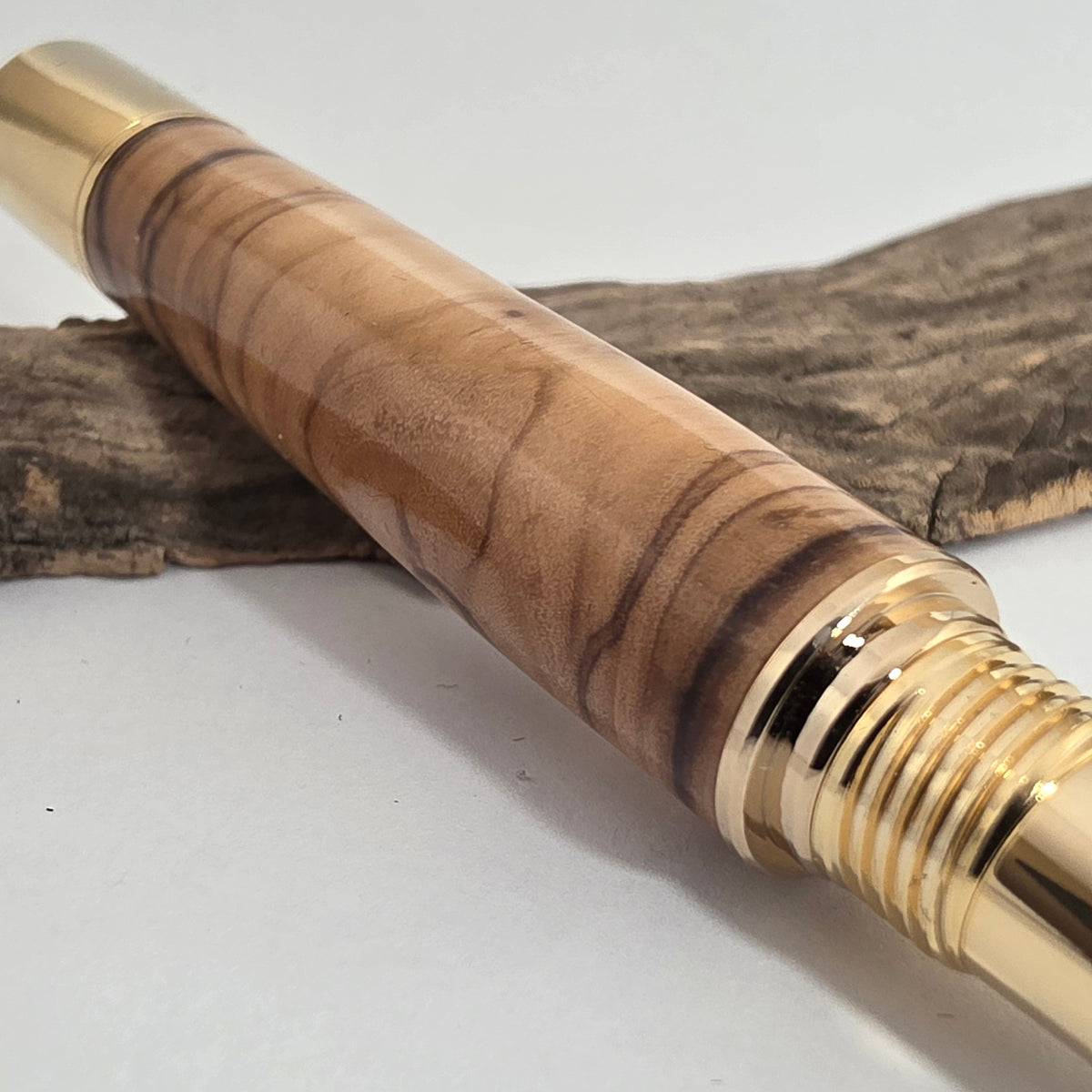 Stylo plume en Olivier de Provence – Grand Gel 1956 - N°1