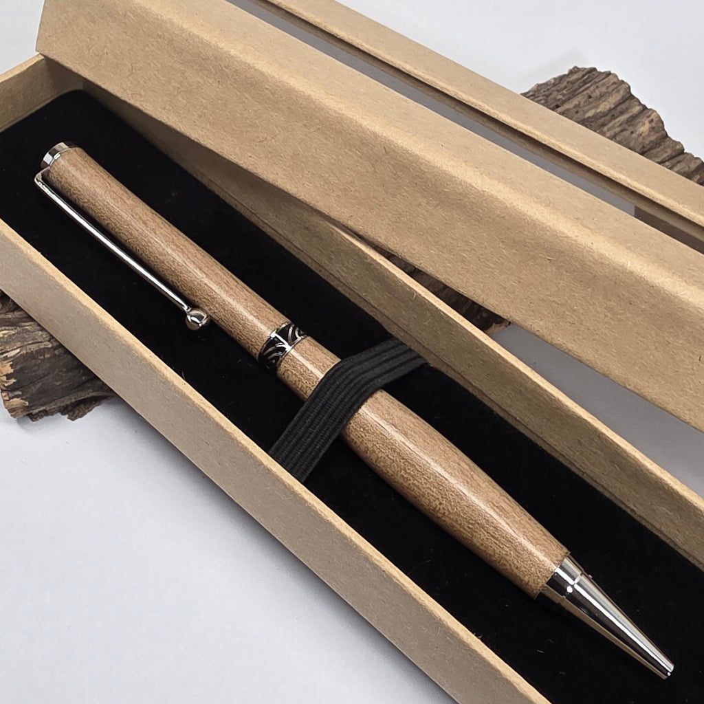 Stylo bille artisanal en bois de Noyer