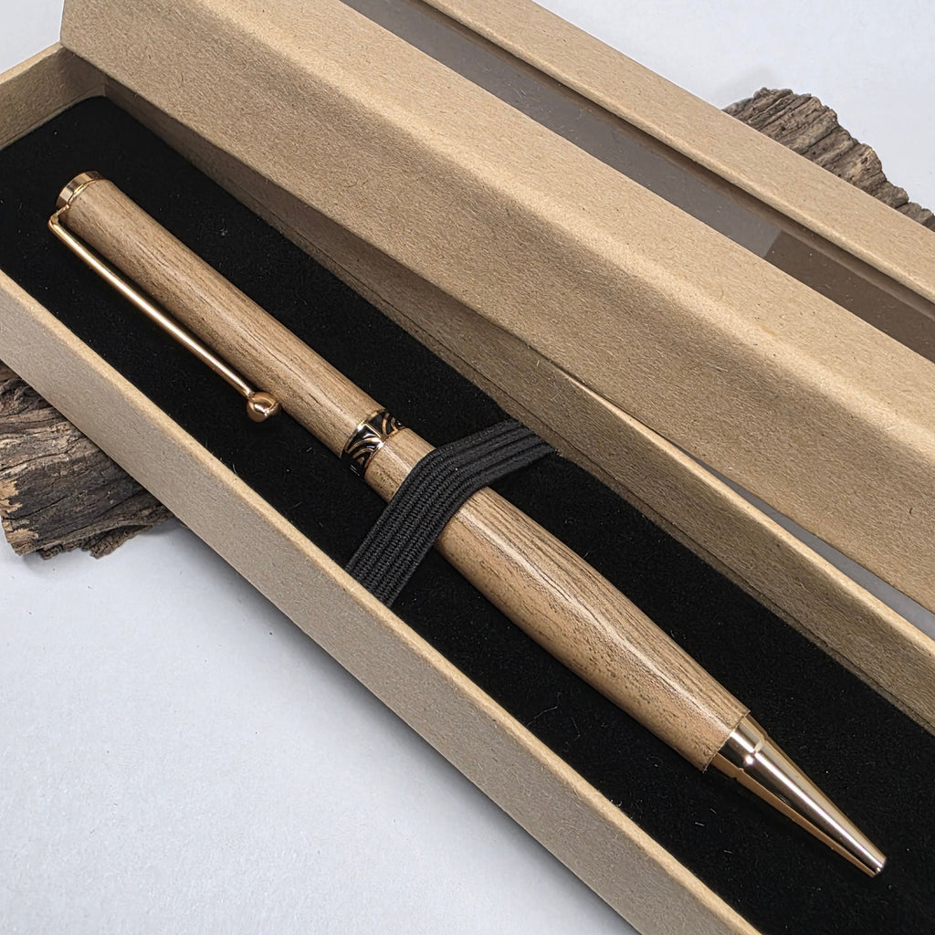 Stylo bille artisanal en bois de Noyer