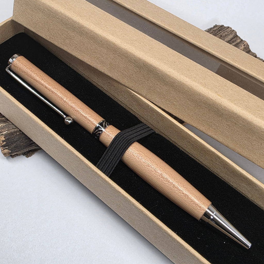 Stylo bille artisanal en bois d’Orme