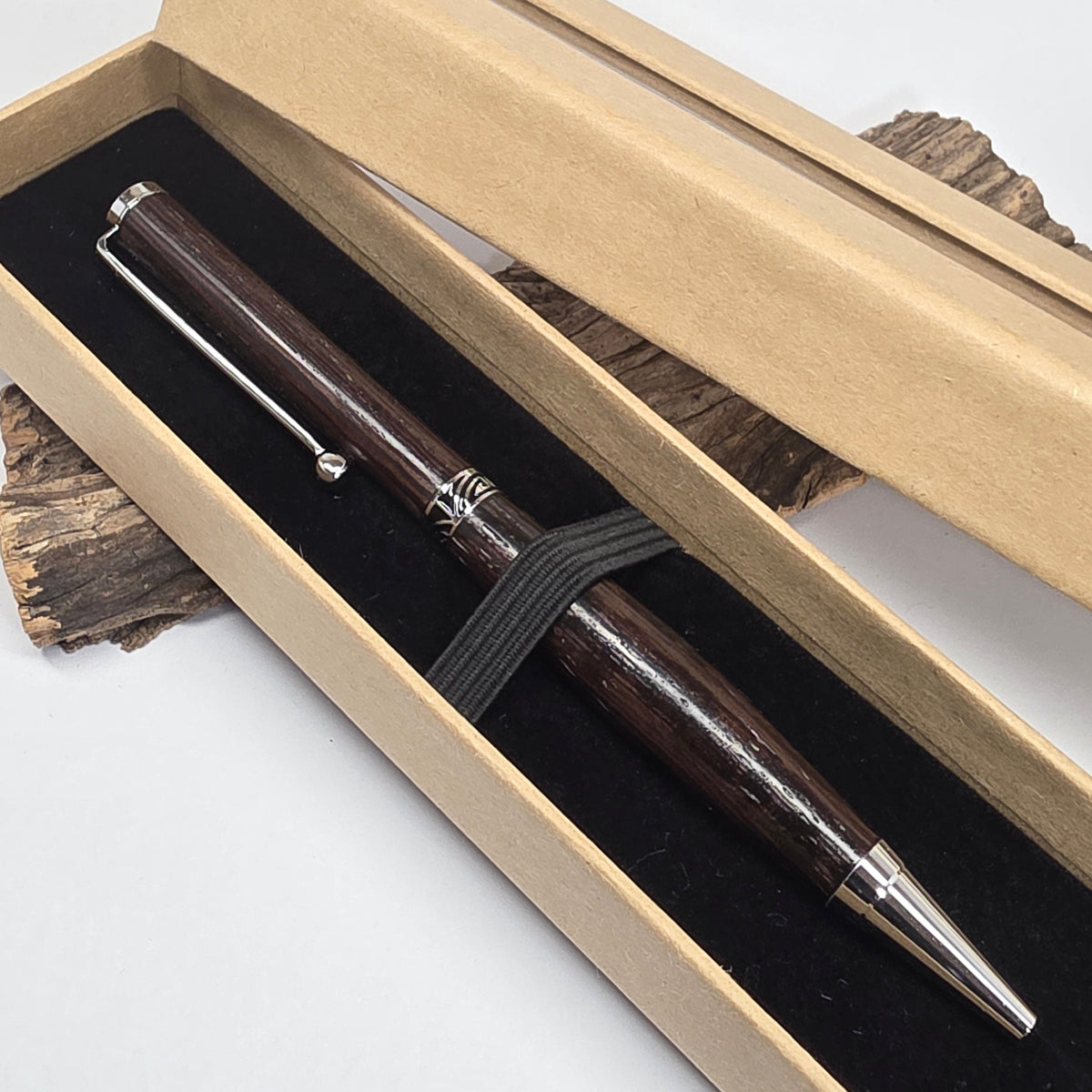 Stylo bille artisanal en bois de Wengé