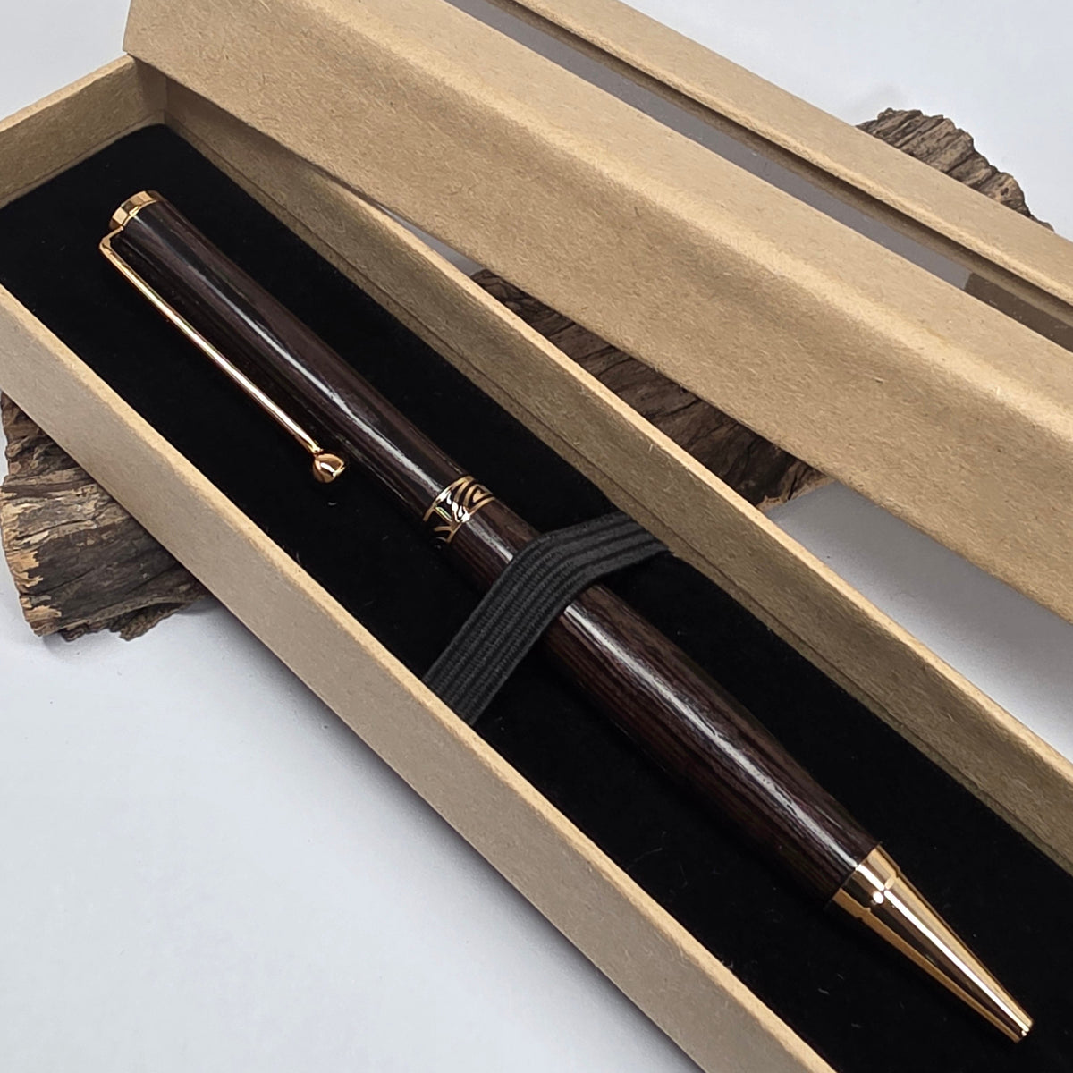 Stylo bille artisanal en bois de Wengé