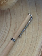 Stylo bille artisanal en bois de Bouleau