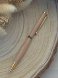 Stylo bille artisanal en bois d’Orme
