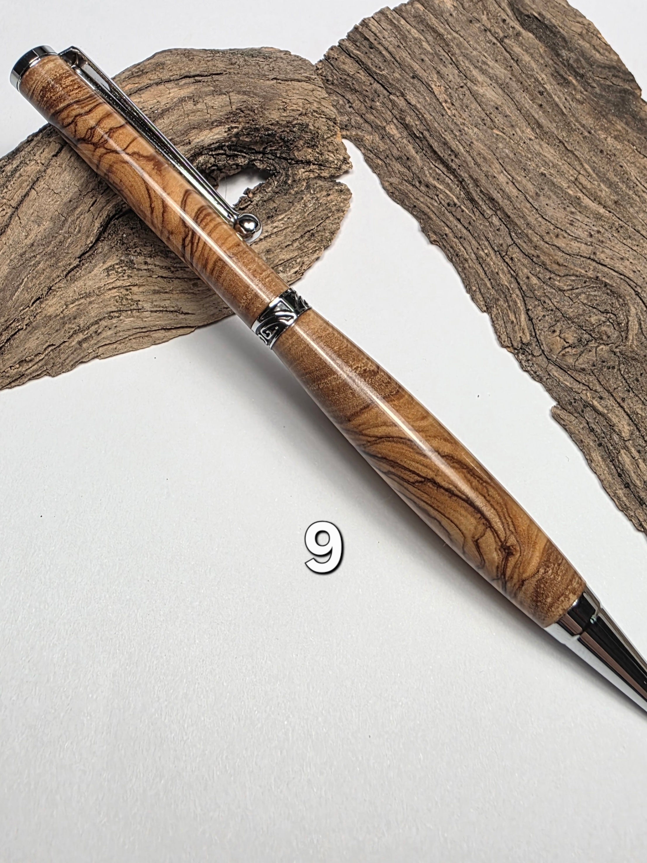 Stylo en olivier du Grand Gel de 1956 – Série limitée, finition miroir