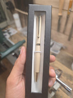 Stylo bille artisanal en bois d’Erable