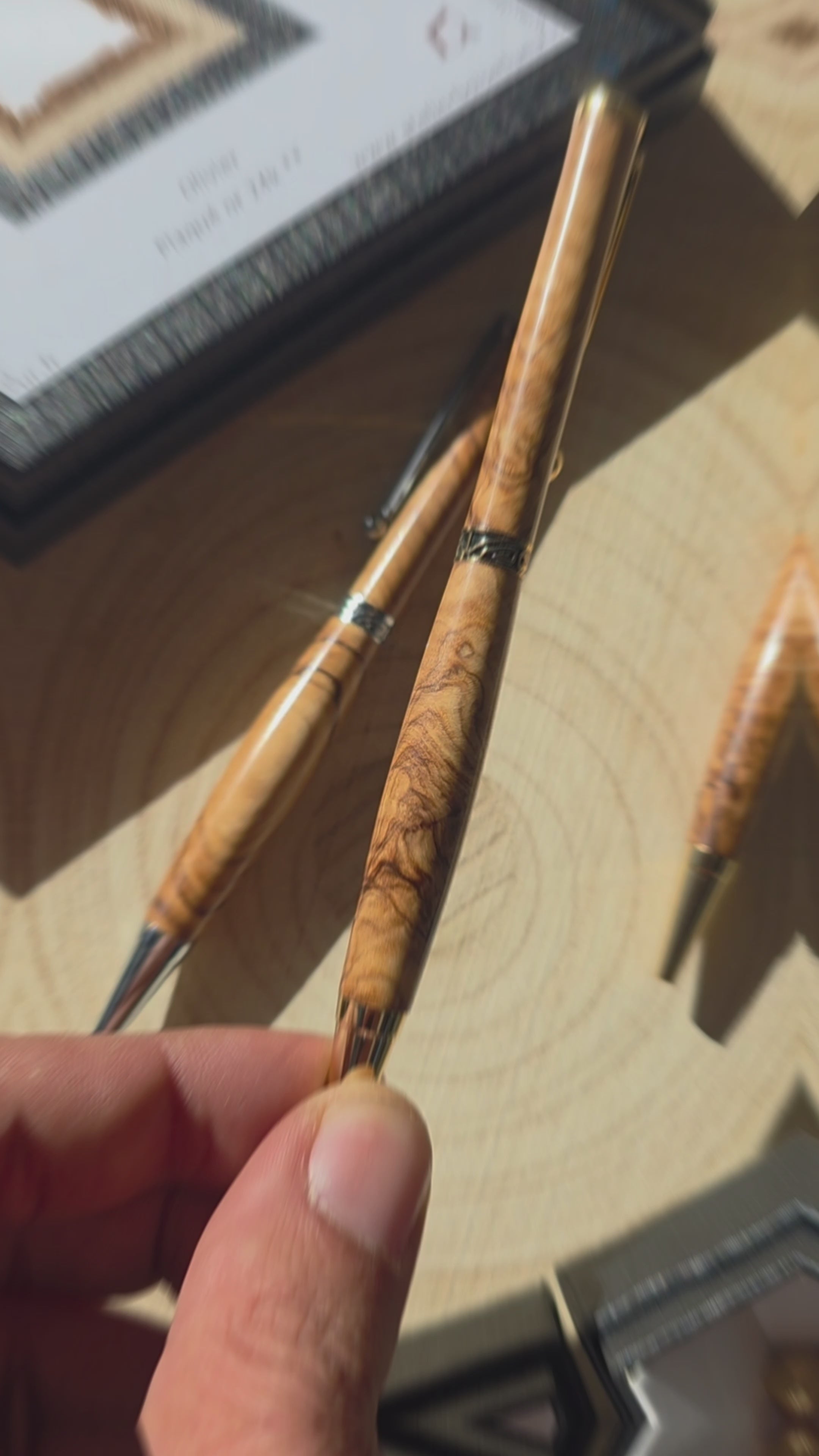 Stylo en olivier gelé de 1956 