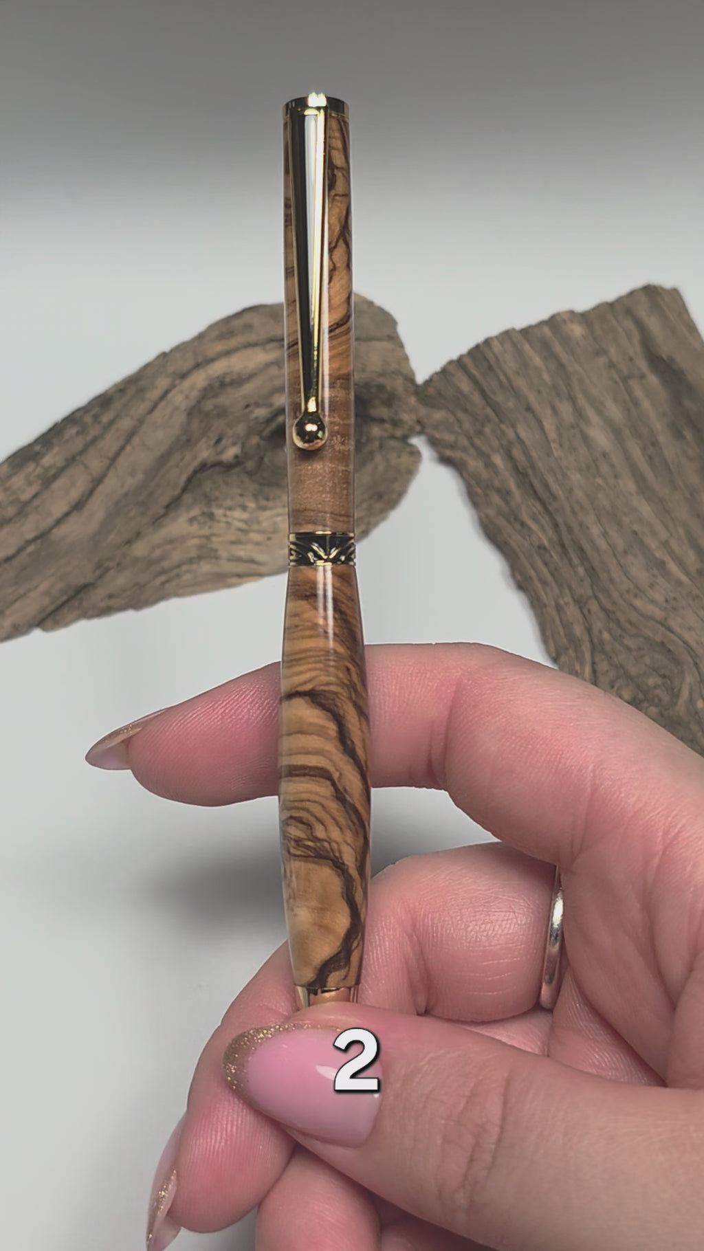 Stylo en olivier du Grand Gel de 1956 – Série limitée, finition miroir
